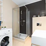 Cozy Karpia 17 With Terrace In By Renters شقة *