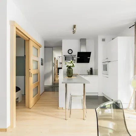 Cozy Karpia 17 With Terrace In By Renters Apartmán